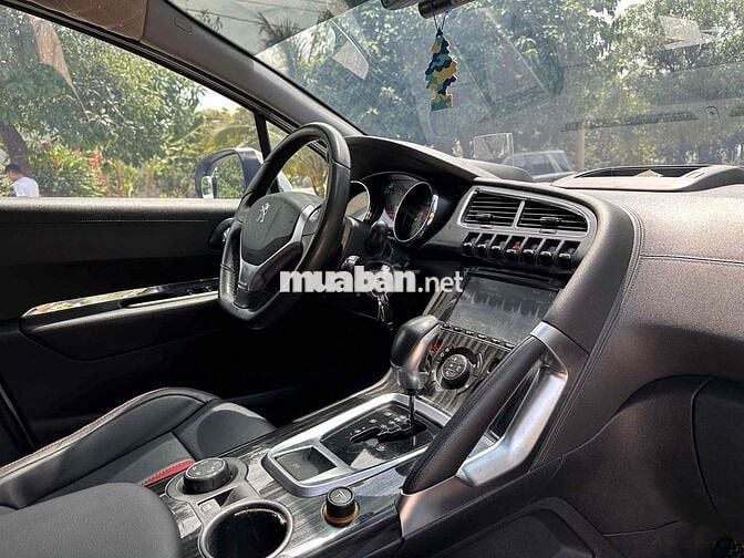 Peugeot 3008 2014 1.6L Turbo - 110000 km