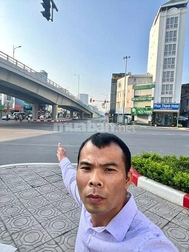 MẶT PHỐ HỒNG TIẾN - NGUYÊN VĂN CỪ -MT RỘNG - 7TẦNG THANG MÁY- VỈA HÈ 