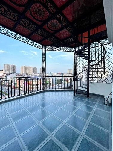 MẶT PHỐ HỒNG TIẾN - NGUYÊN VĂN CỪ -MT RỘNG - 7TẦNG THANG MÁY- VỈA HÈ 