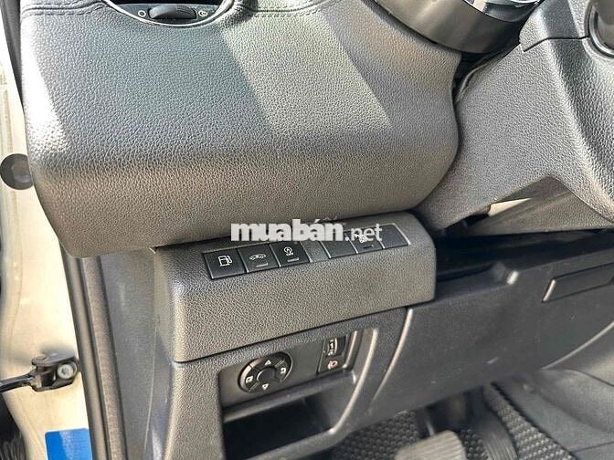 Peugeot 3008 2014 1.6L Turbo - 110000 km