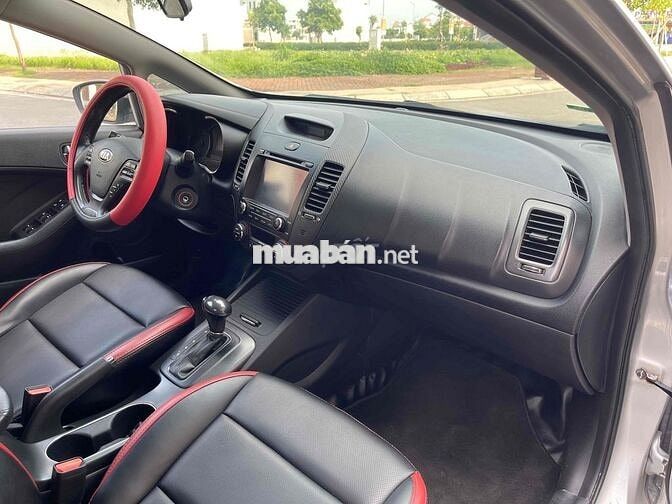 Kia K3 2015 1.6 AT - 150000 km