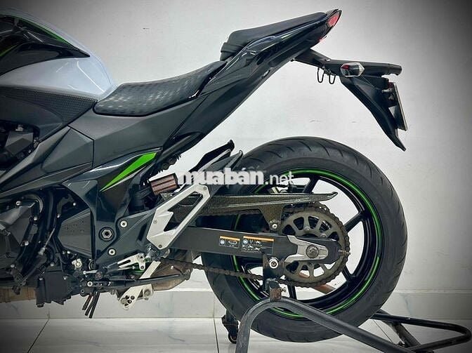 KAWASAKI Z800 ABS DATE 2016