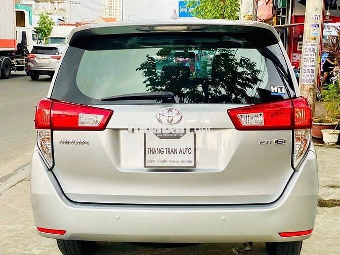 Toyota Innova 2018 2.0E - 100456 km