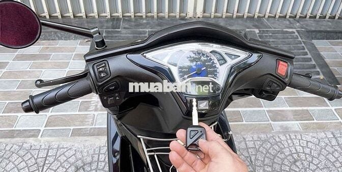 Cần bán Honda Ab phiên bản sports đen mù