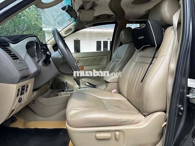 Toyota Fortuner 2011 2.7V - 130000 km