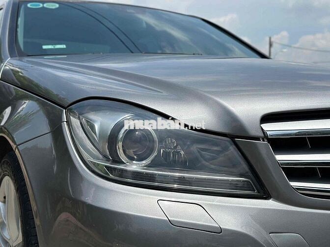 Mercedes Benz C Class 2011 C200 - 140000 km