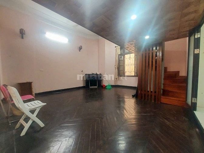 CHO THUÊ CĂN 2PN TẬP THỂ PHỐ QUÁN THÁNH - BA ĐÌNH - 70M2 - FULL NT