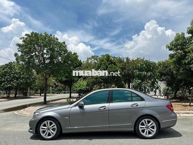 Mercedes Benz C Class 2011 C200 - 140000 km