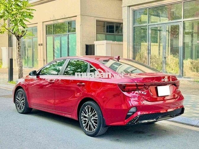 Kia K3 2022 2.0 Premium - 1.2 vạn Xe đi gia đình