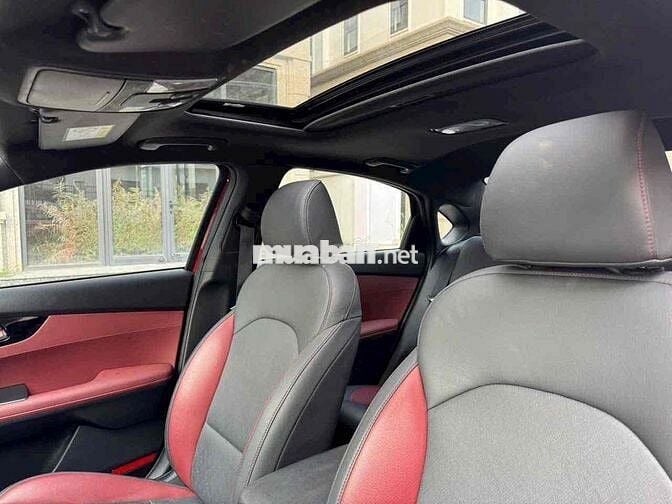 Kia K3 2022 2.0 Premium - 1.2 vạn Xe đi gia đình