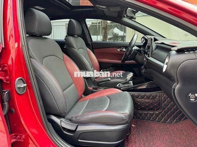 Kia K3 2022 2.0 Premium - 1.2 vạn Xe đi gia đình