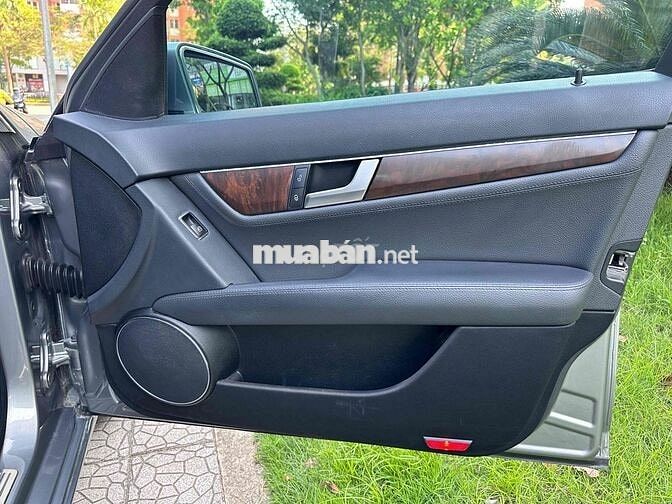 Mercedes Benz C Class 2013 C250 - 90000 km