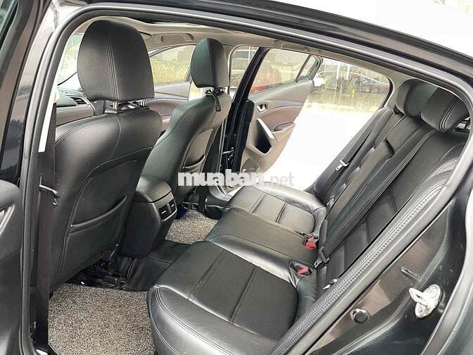 Mazda 6 2017 2.0 Premium - 120000 km