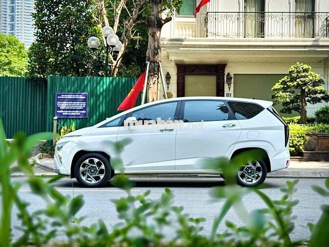 Hyundai Stargazer 2022 Đặc biệt 1.5 AT - 60000 km