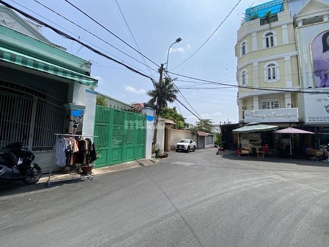 Bán nhà hẻm xe tải tránh Đặng Văn Bi, Trường Thọ, Thủ Đức. 72m2, 7 tỷ