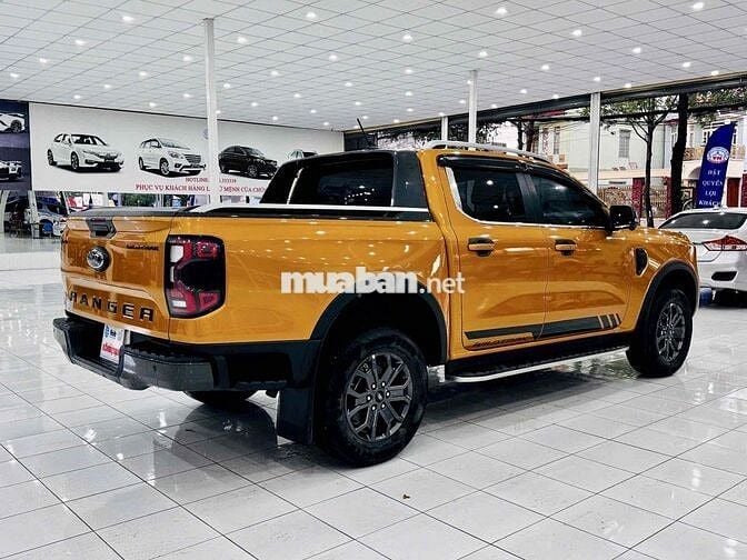 Ford Ranger Wildtrak 2.0L 4x4 AT full lịch sử hãng