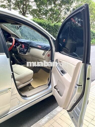 Bán Toyota Innova 2015 2.0E xe gia đình Zin nguyên