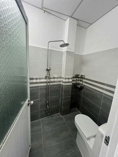 Cần bán gấp căn nhà 60m2 ở Thới Tam Thôn - Hóc Môn giá 750 triệu.