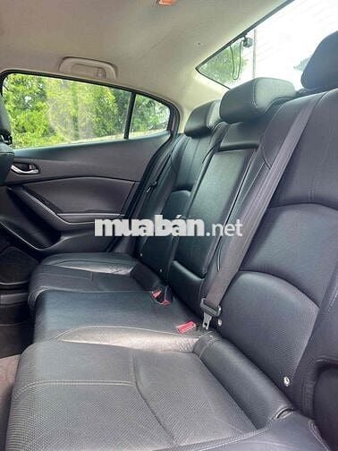 Mazda 3 2017 1.5 AT Sedan - 70000 km