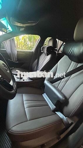 VinFast Lux A2.0 2022 A2.0 bản base