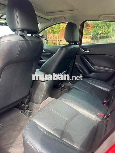 Mazda 3 2017 1.5 AT Sedan - 70000 km