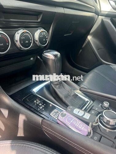 Mazda 3 2017 1.5 AT Sedan - 70000 km