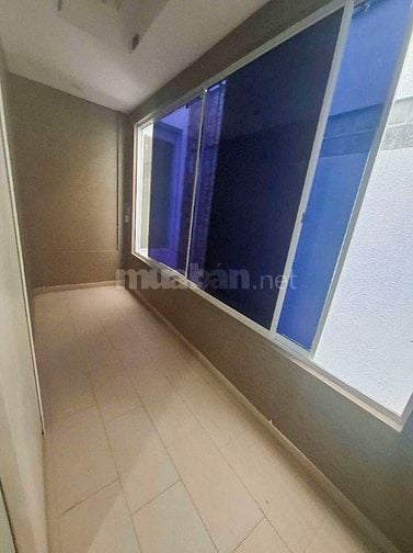 Cho thuê nhà Xuân Thủy, Thảo Điền, 3 tầng, 5x30m đất, tiện kinh doanh