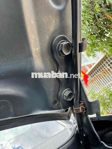 Toyota Hilux 2012 2.5E 4x2 MT - 10000 km