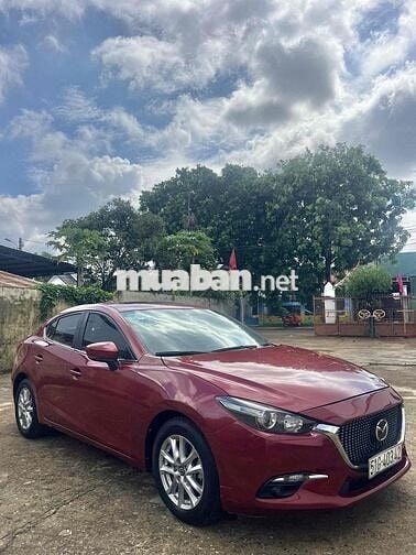 Mazda 3 2017 1.5 AT Sedan - 70000 km