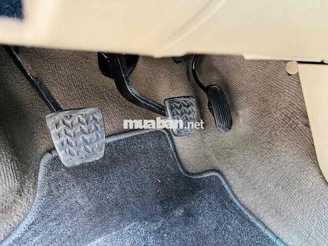 Toyota Hilux 2012 2.5E 4x2 MT - 10000 km