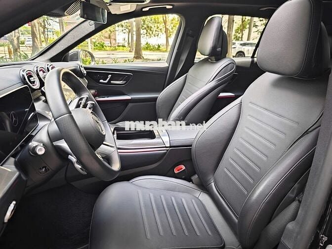 XE LƯỚT CHÍNH HÃNG - MERCEDES GLC 300 4MATIC 2024