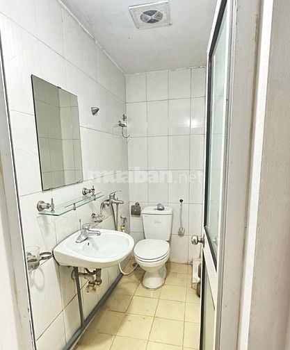 Nhà Dòng Tiền Ngã Tư Sở 16 phòng khép kín chỉ 10.8 tỷ.