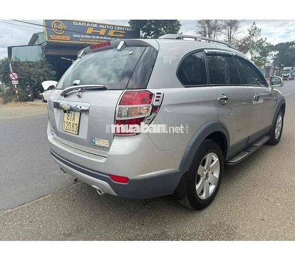 Chevrolet Captiva 2009 LT 2.4 MT - 100000 km
