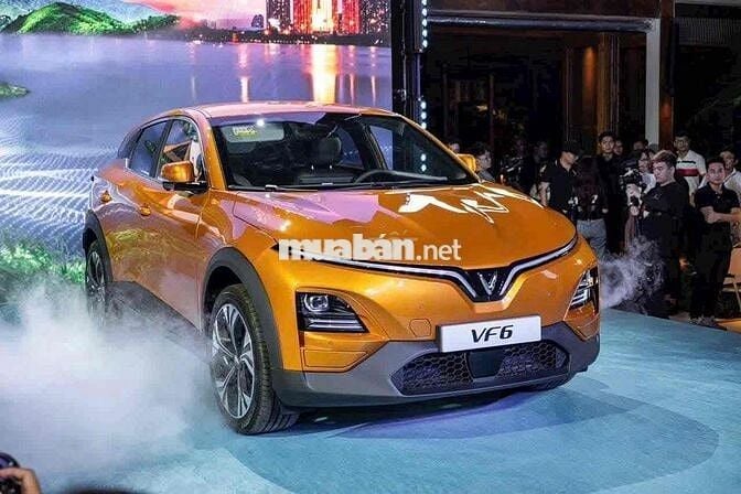 VinFast VF6 đủ màu giao ngay trả trước 140 triệu