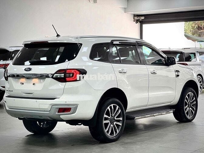 Ford Everest Titanium 2.0L AT 4x2 2021 siêu đẹp