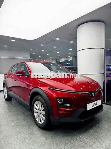 VinFast VF6 đủ màu giao ngay trả trước 140 triệu