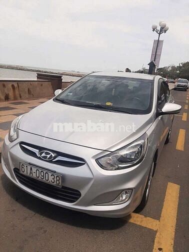 Hyundai Accent 2012 1.4 AT - 94000 km