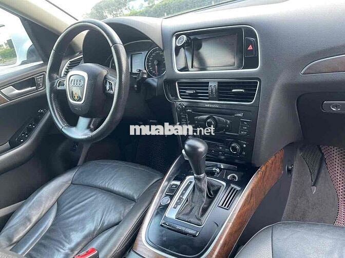 Audi Q5 2010 2.0 AT - 130000 km