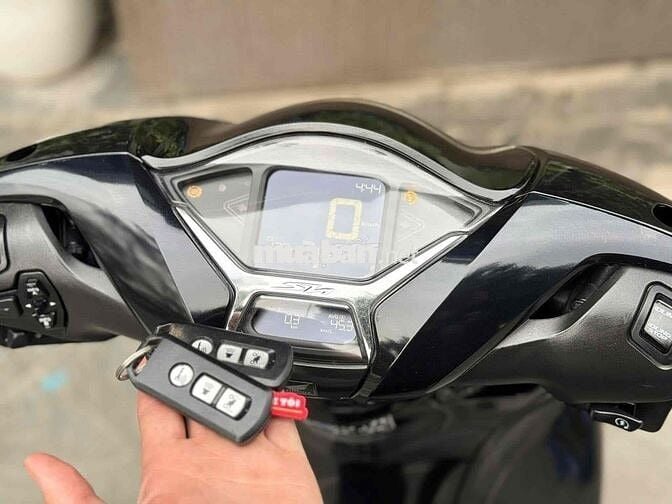 SH125 ABS 2020 máy zin chất - Hỗ trợ trả góp ✅
