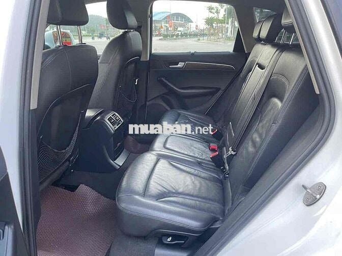 Audi Q5 2010 2.0 AT - 130000 km