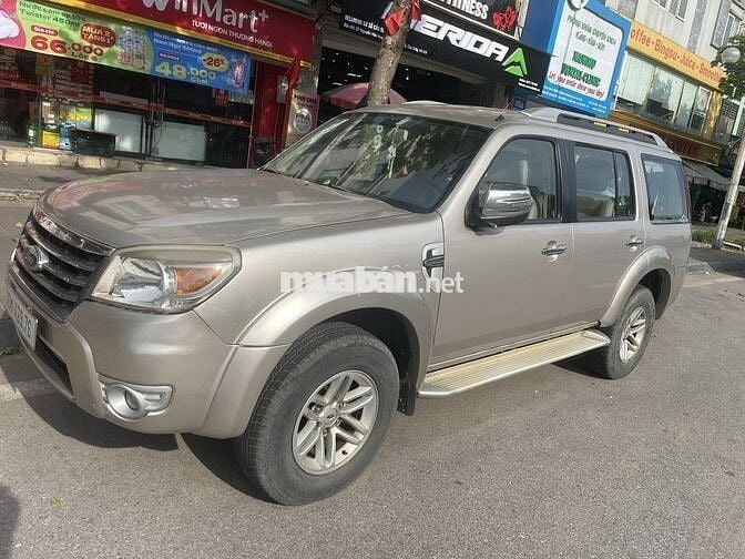 Ford Everest 2010 2.5L 4x4 MT - 160000 km