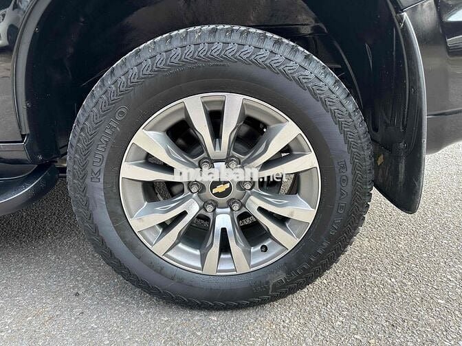 Chevrolet Trailblazer 2019 2.5LTZ 4x4 AT Đen 2 Cầu