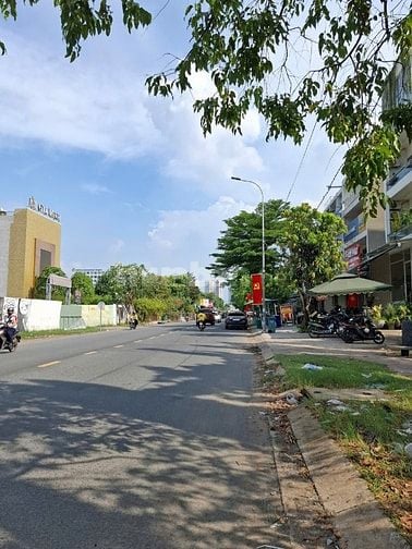 Bán nhà mặt tiển đường 3 An Phú Quận 2 giá 38 tỷ