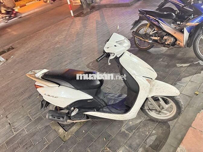 Xe lead 2007 màu trắng