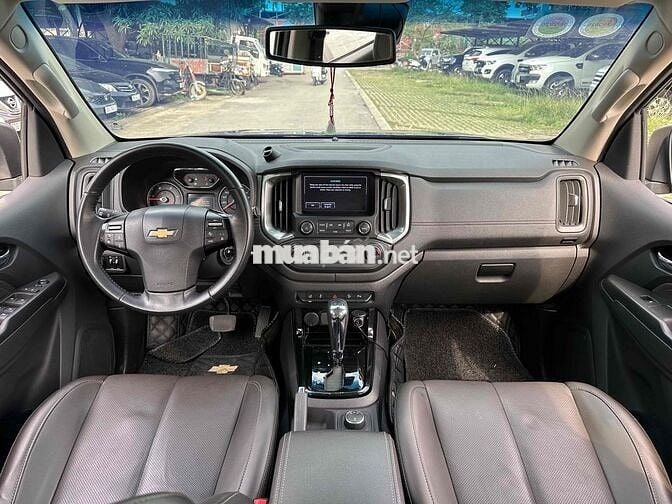 Chevrolet Trailblazer 2019 2.5LTZ 4x4 AT Đen 2 Cầu