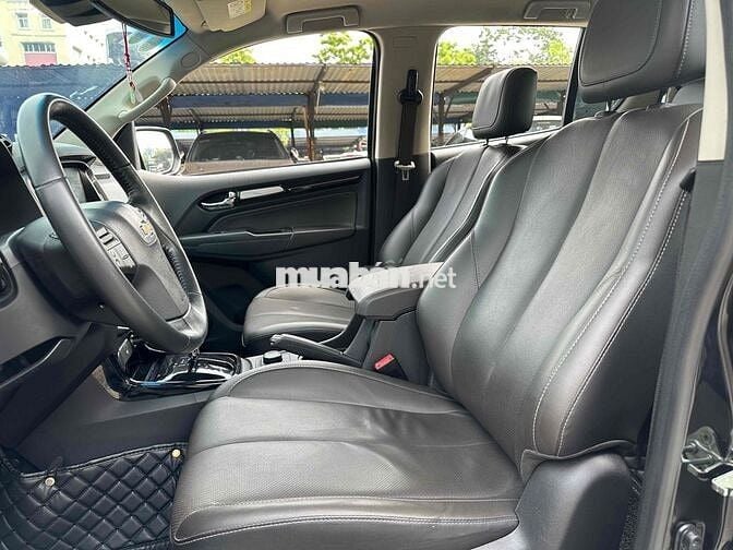 Chevrolet Trailblazer 2019 2.5LTZ 4x4 AT Đen 2 Cầu