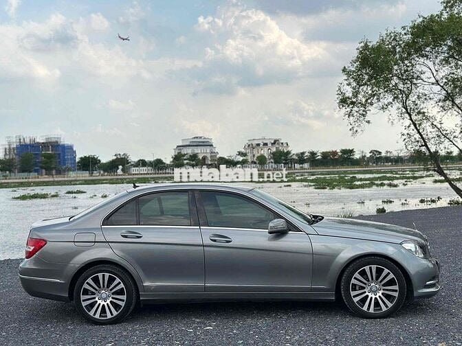Mercedes Benz C Class 2011 C250 - 120000 km