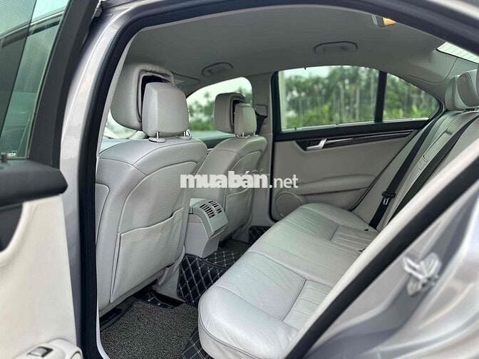 Mercedes Benz C Class 2011 C250 - 120000 km