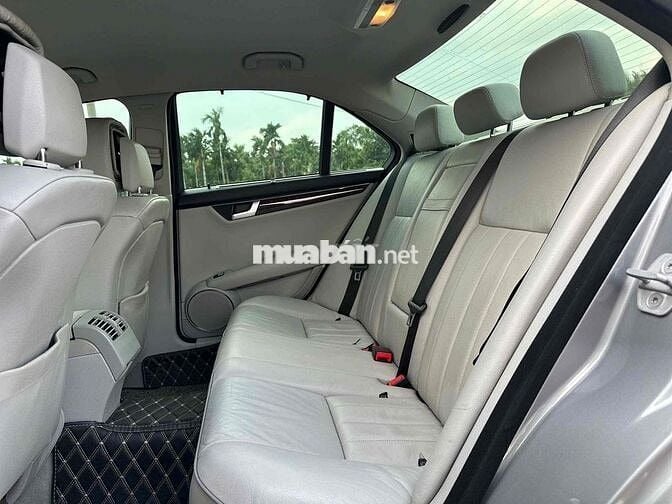 Mercedes Benz C Class 2011 C250 - 120000 km