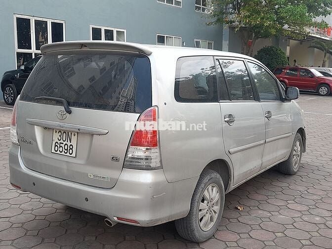 Bán xe Innova 2008 chính chủ, mới đi 12 vạn KM.